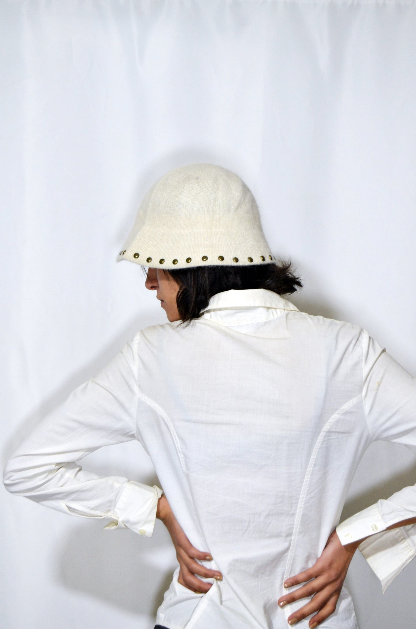 White Wool Vintage Bucket Hat