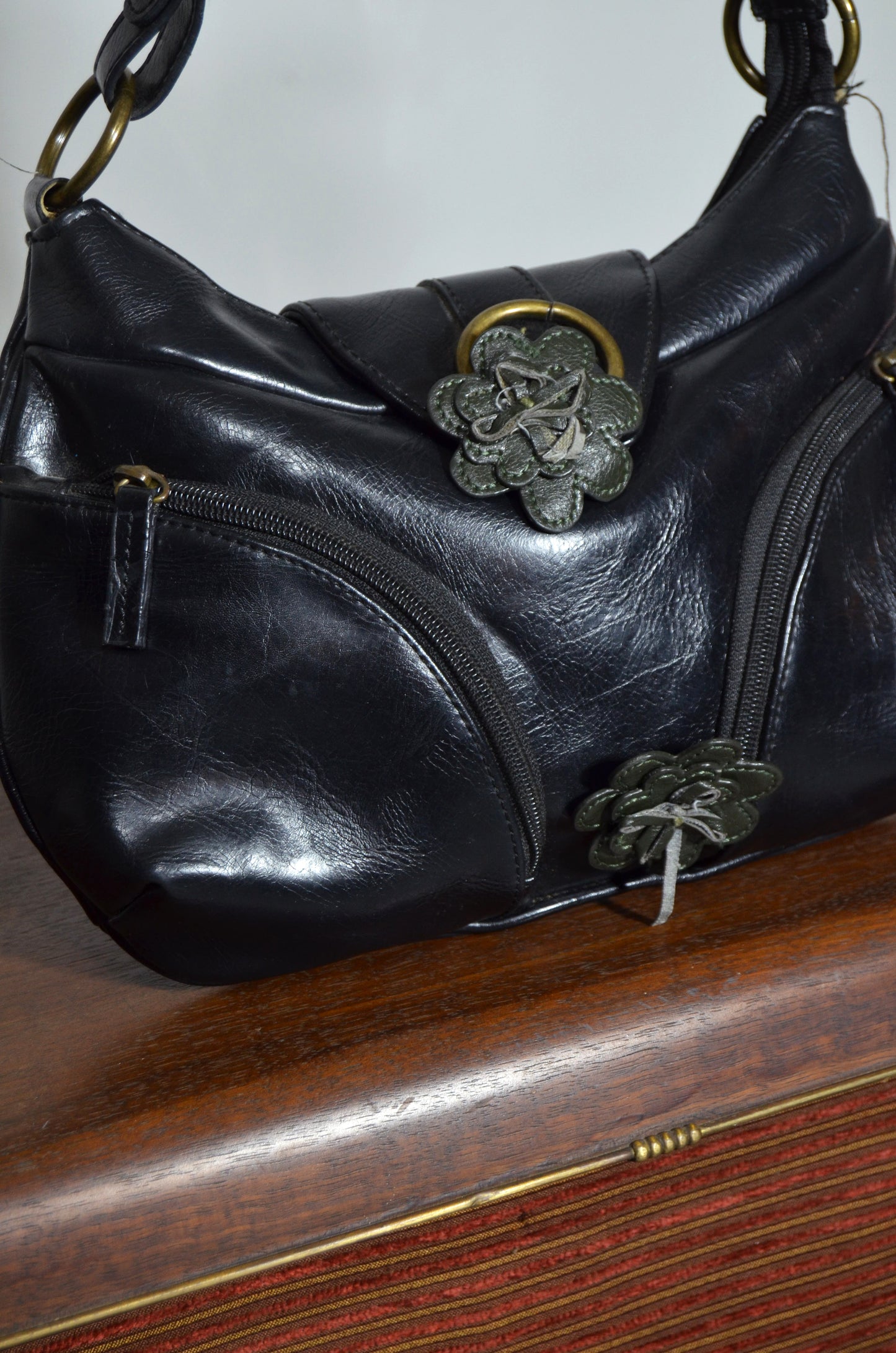 Black Vintage Leather Y2K Shoulder Bag