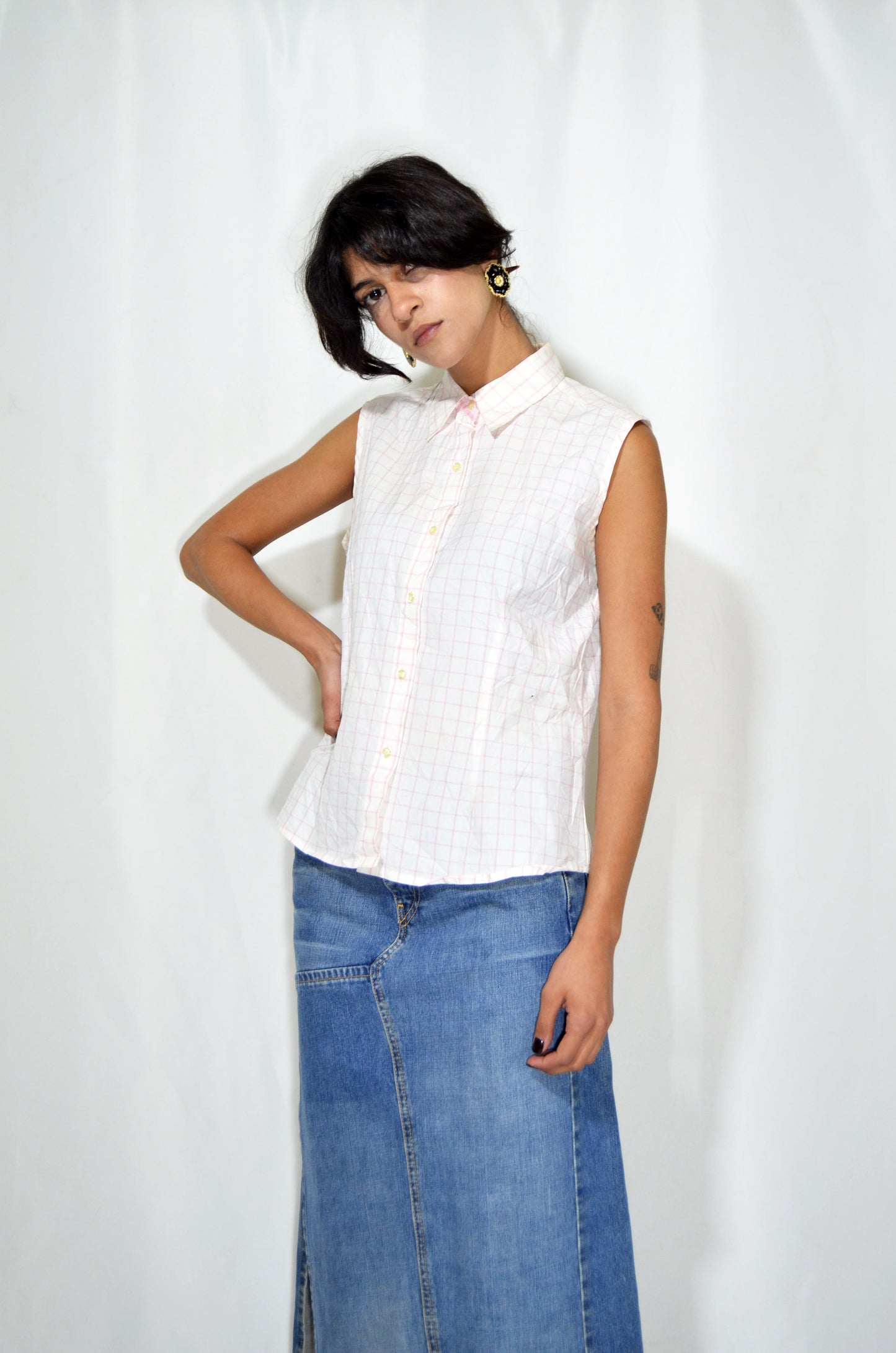 Pink & White Checkered Vintage Sleeveless Shirt