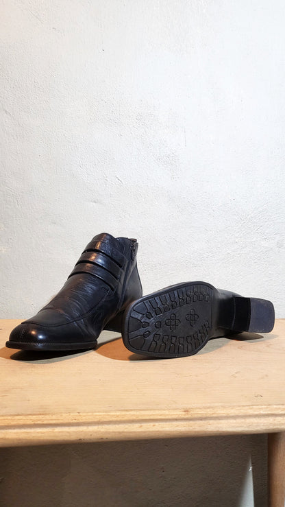Salamander Leather Ankle Boots