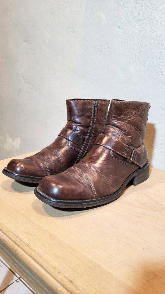 Memphis Genuine Leather Ankle Boots
