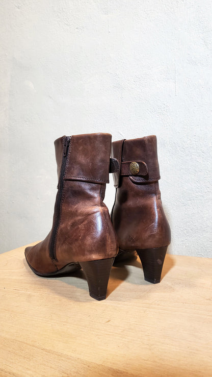Vintage Bata “Café Parisien” Leather Ankle Boots