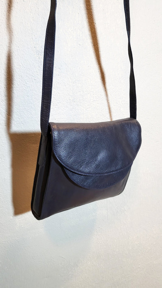 La Bagagerie Leather Crossbody Bag – Navy