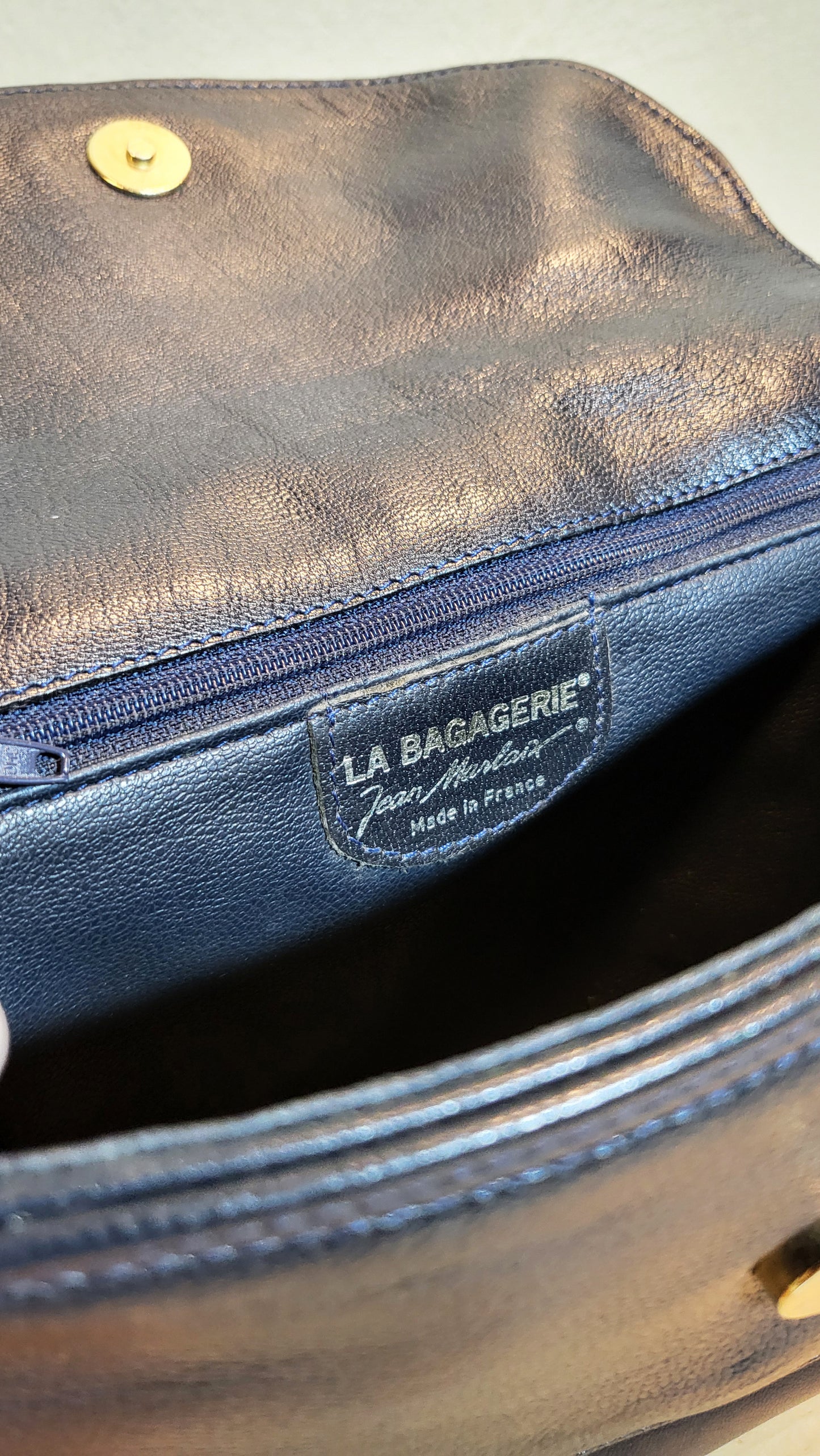 La Bagagerie Leather Crossbody Bag – Navy