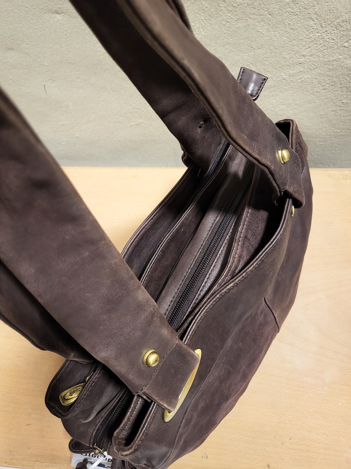 Francinel Chocolate Brown Leather Shoulder Bag