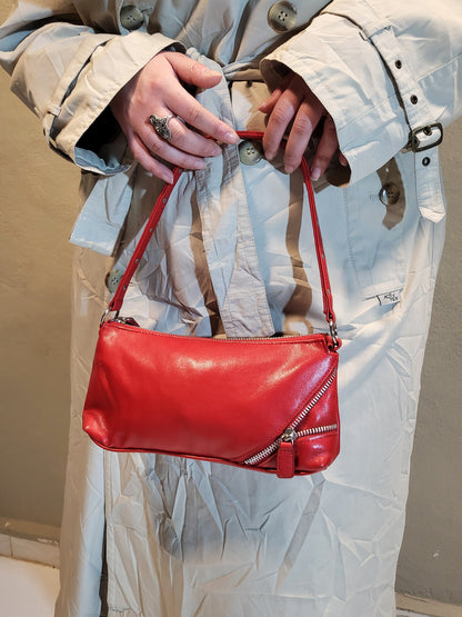 Red Zip-Detail Shoulder Bag
