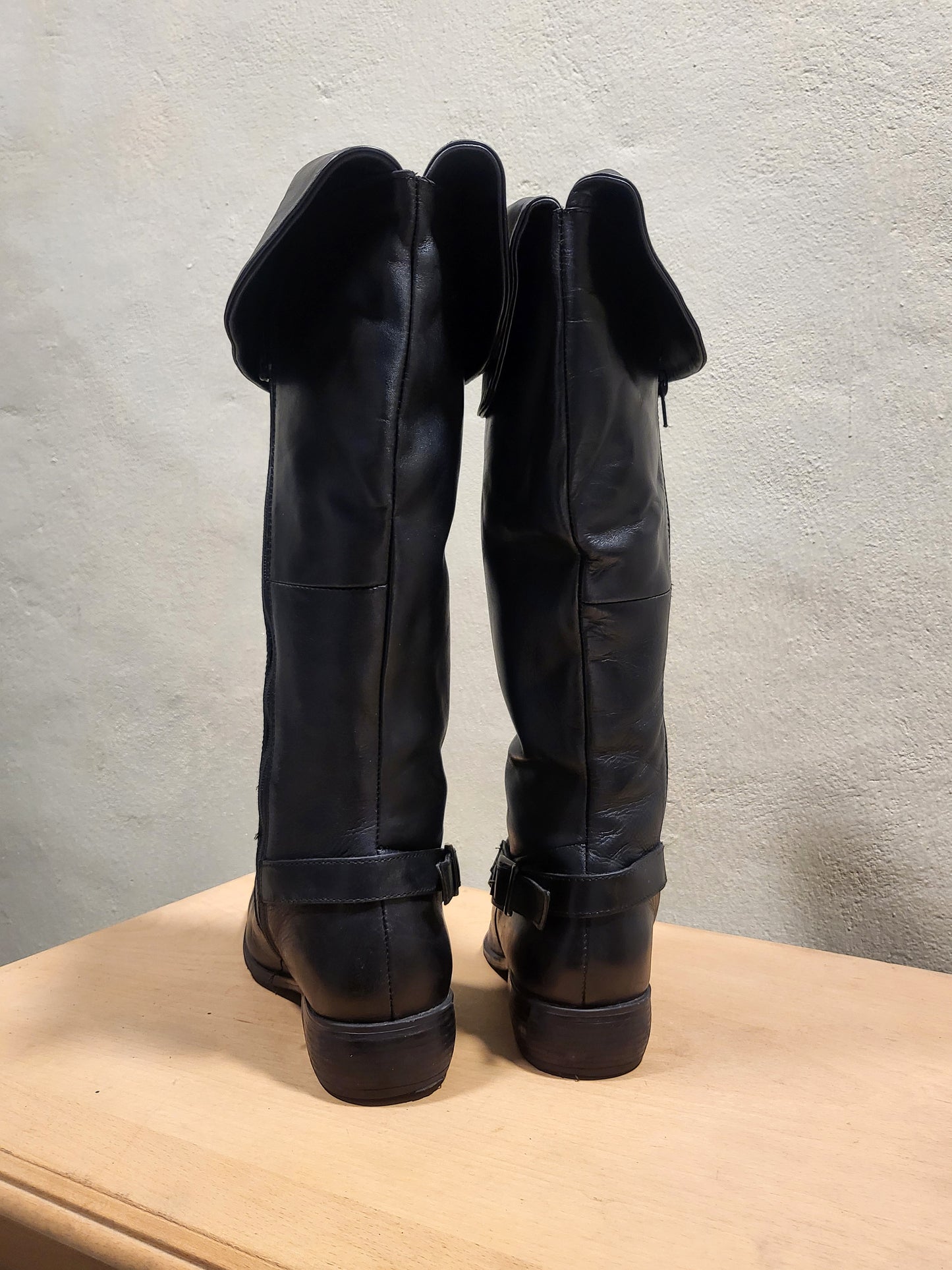 Black Leather Fold-Over Aviator Boots