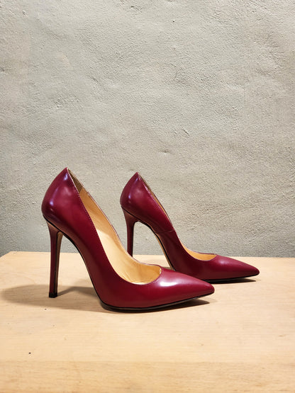 Spazio Moda Burgundy Leather Pumps