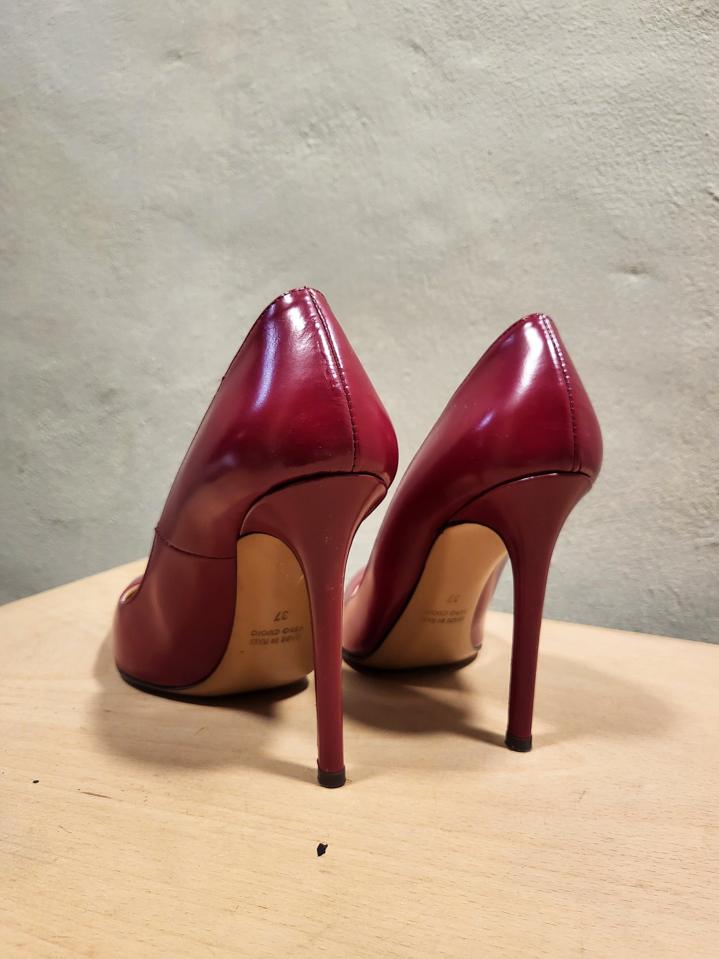 Spazio Moda Burgundy Leather Pumps
