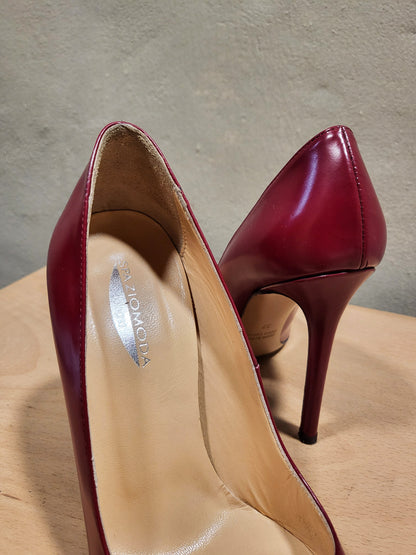 Spazio Moda Burgundy Leather Pumps