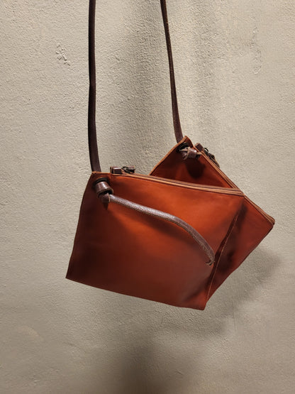 Sacoche Camel Leather Double-Pouch Shoulder Bag