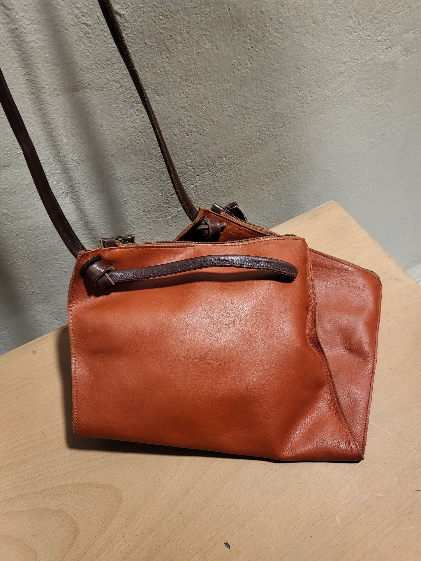 Sacoche Camel Leather Double-Pouch Shoulder Bag