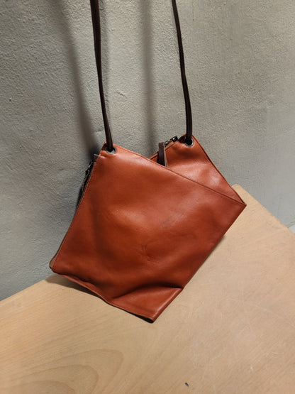 Sacoche Camel Leather Double-Pouch Shoulder Bag