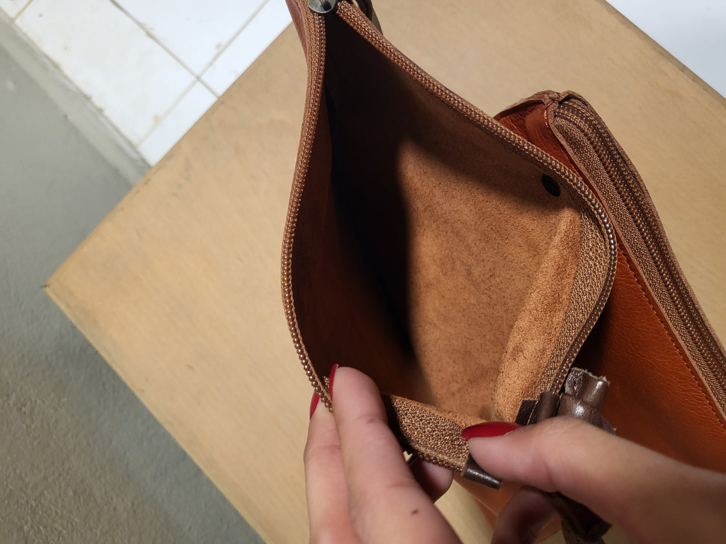 Sacoche Camel Leather Double-Pouch Shoulder Bag