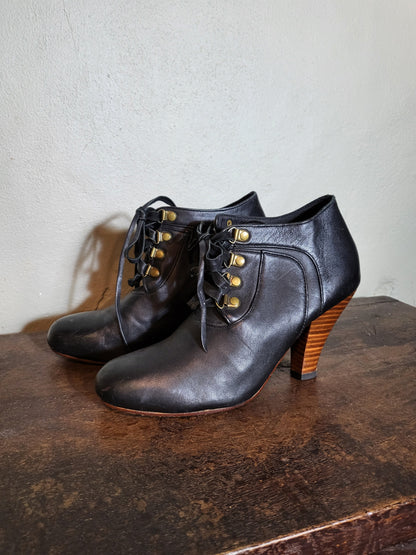Gloria St. Black Leather Lace-Up Ankle Boots