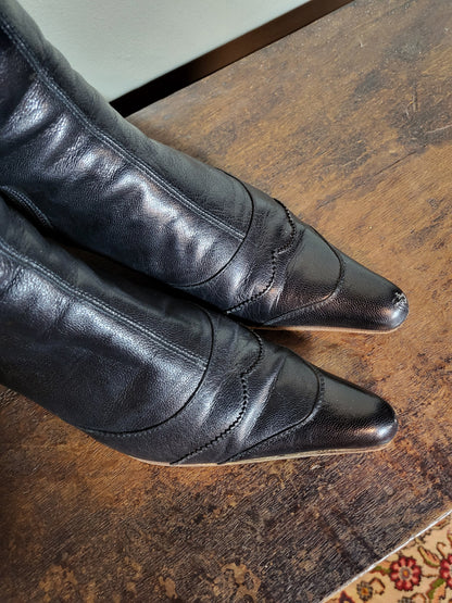 Black Sculpted Kitten-Heel Leather Boots