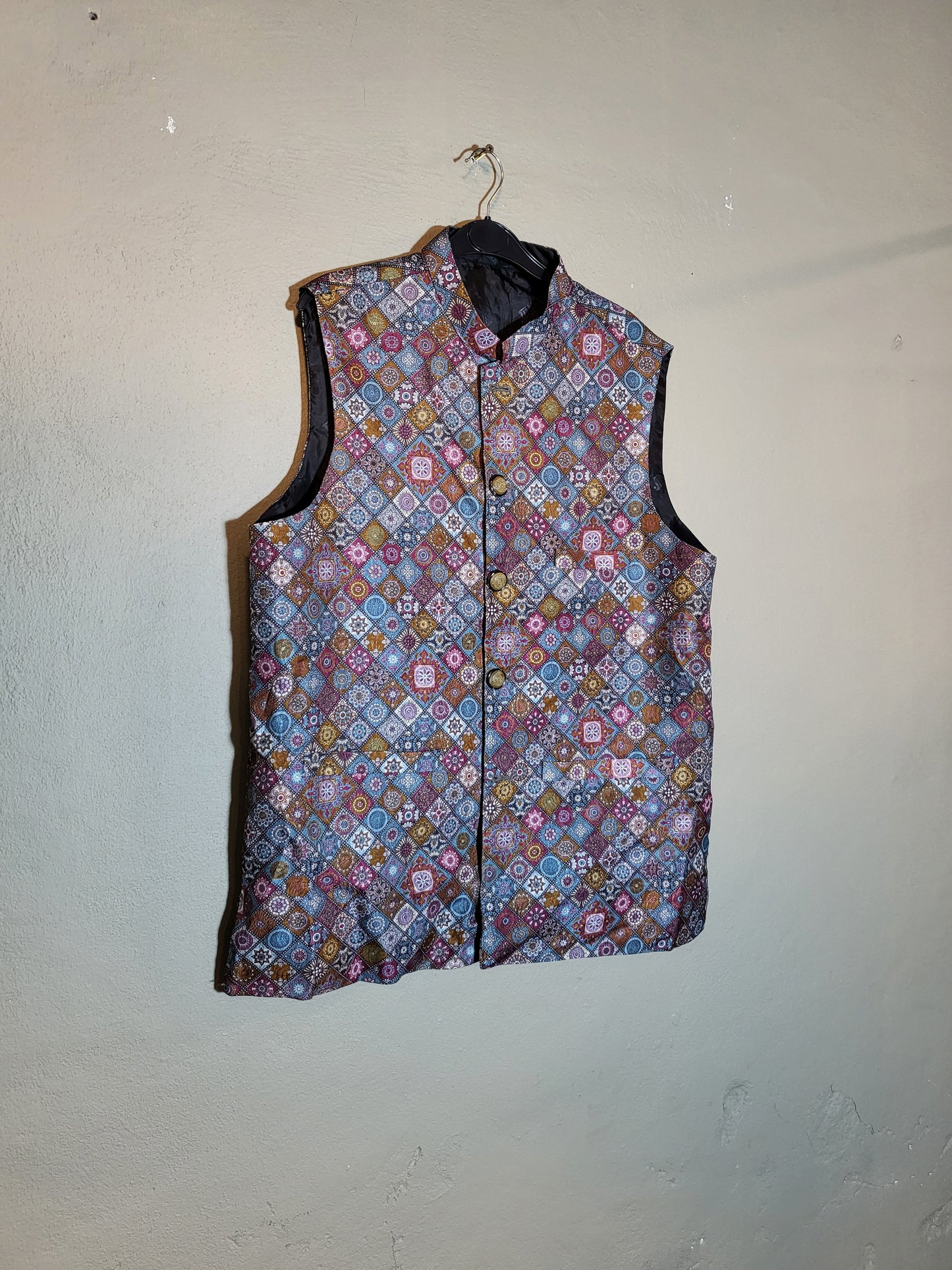 Mosaic Reverie Mao Gilet