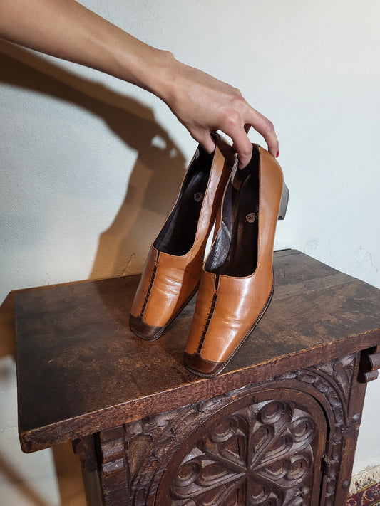 Calzolaio Leather Square-Toe Heels