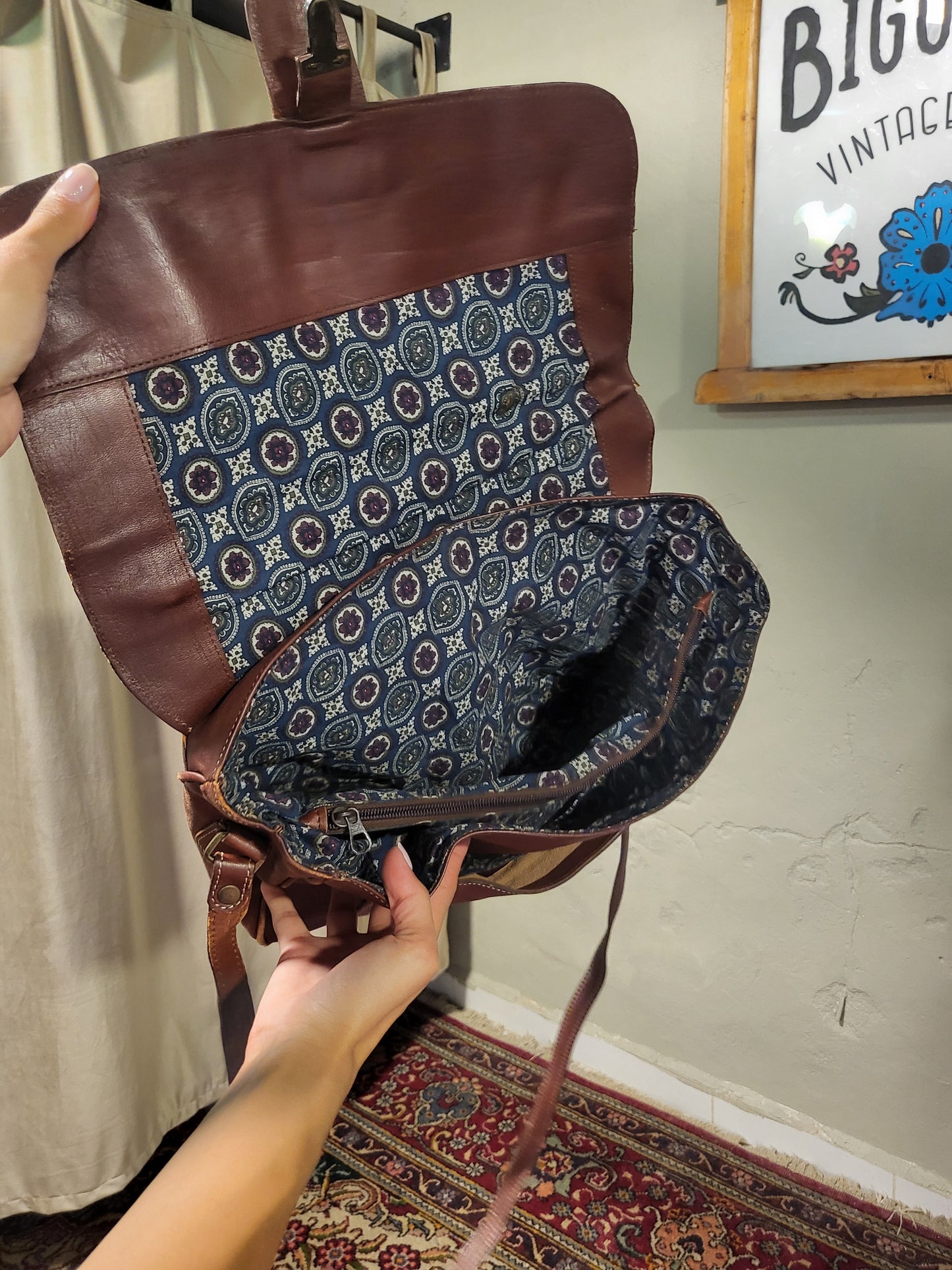 Vintage Cognac Leather Messenger Bag
