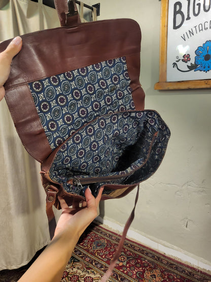 Vintage Cognac Leather Messenger Bag