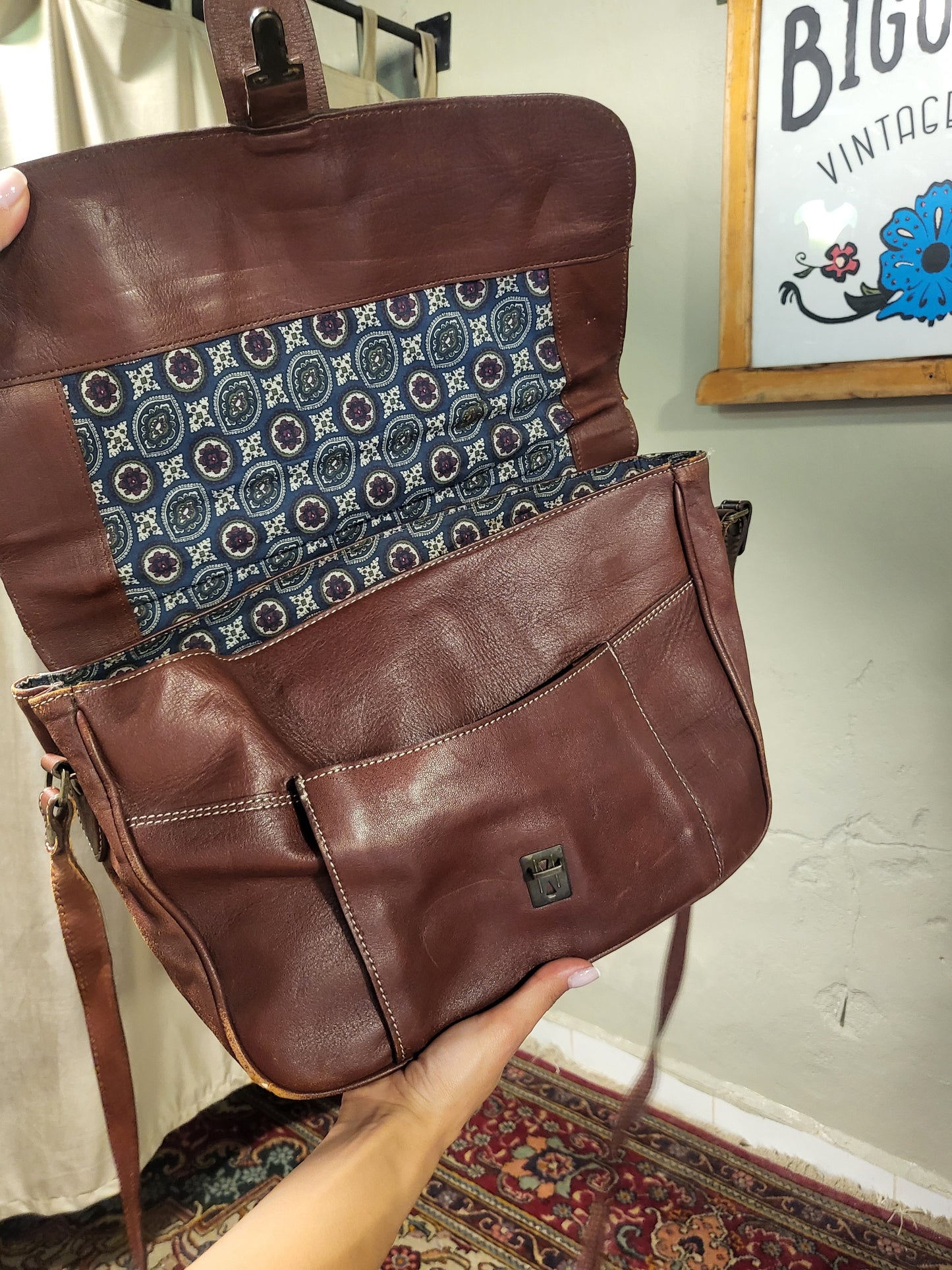Vintage Cognac Leather Messenger Bag