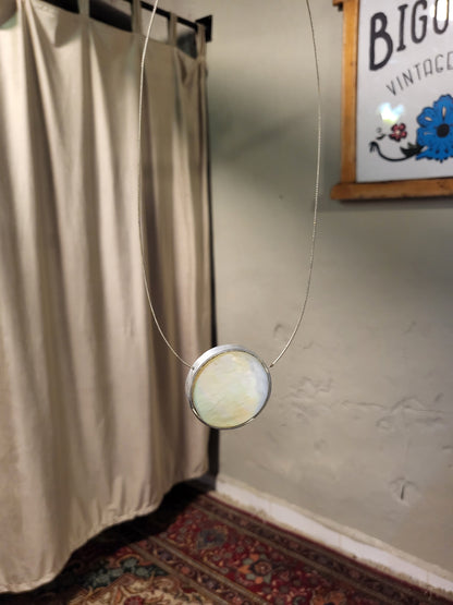 Mother of Pearl Disc Collar Necklace