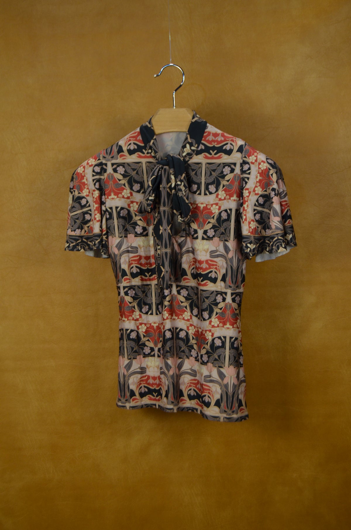 Vintage Art Nouveau Floral Print Blouse