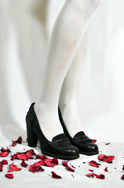 "Timberland" Black Nevali Loafer Earthkeepers Vintage Heels
