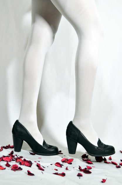 "Timberland" Black Nevali Loafer Earthkeepers Vintage Heels