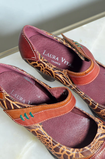 "Laura Vita Paris" Vintage Leather Patterned Heels