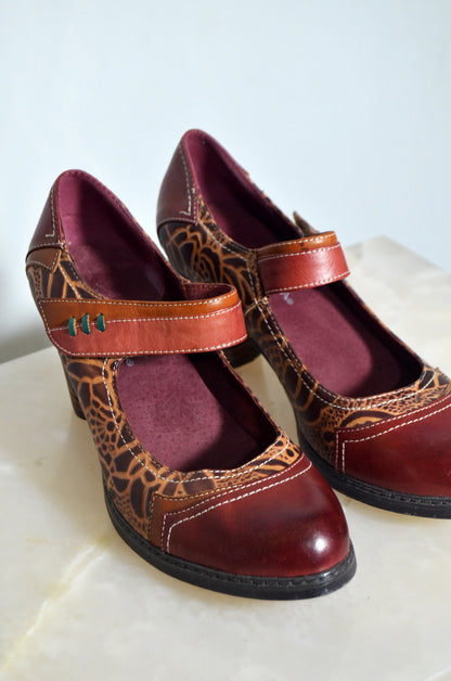 "Laura Vita Paris" Vintage Leather Patterned Heels