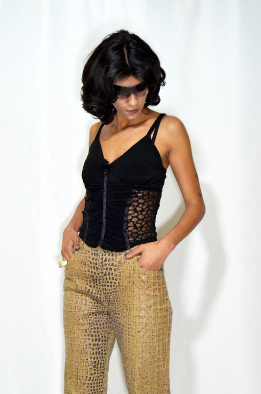 Black Vintage Squeezed Top