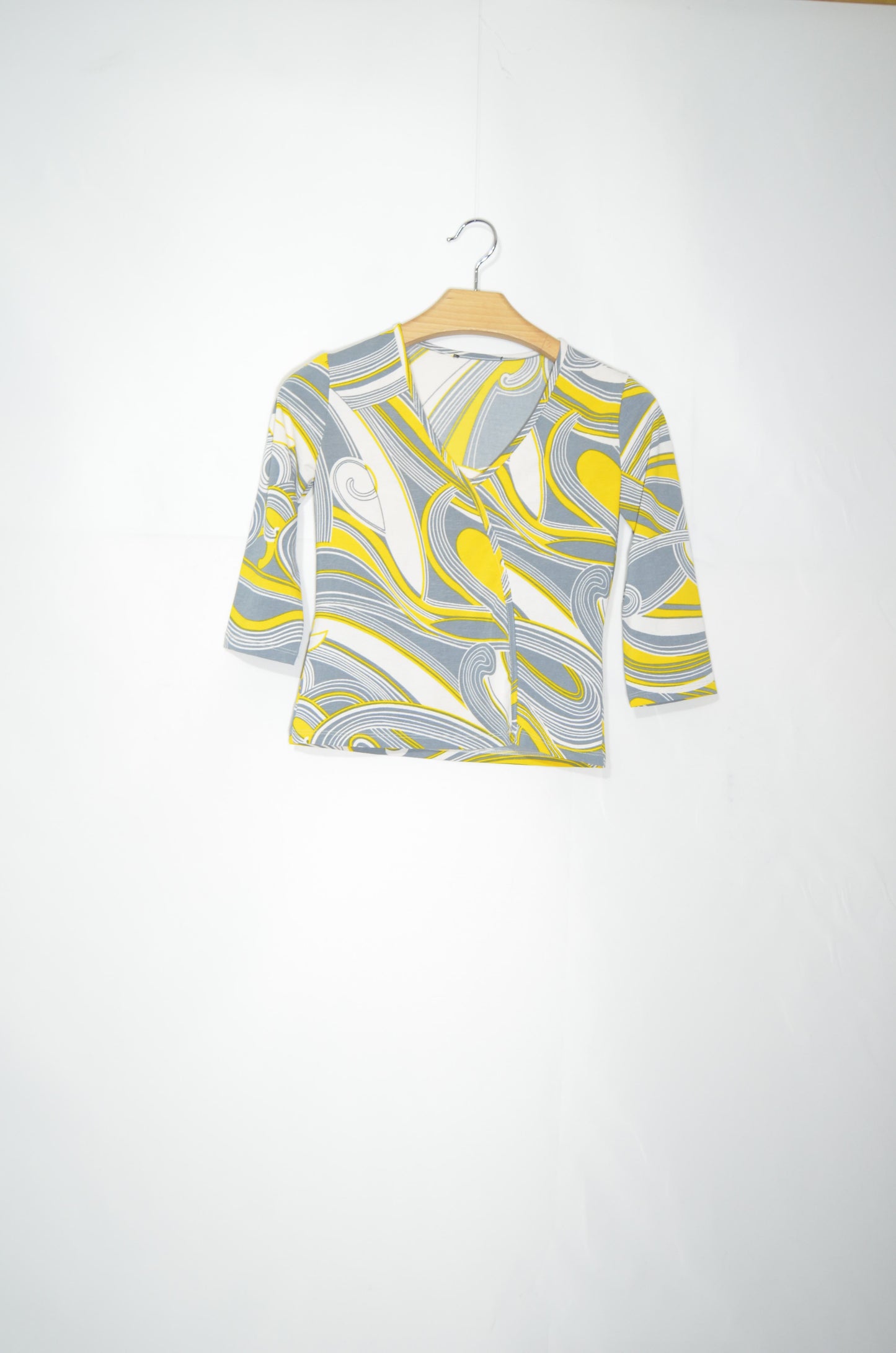 Grey & Yellow Fitted Patterned Top