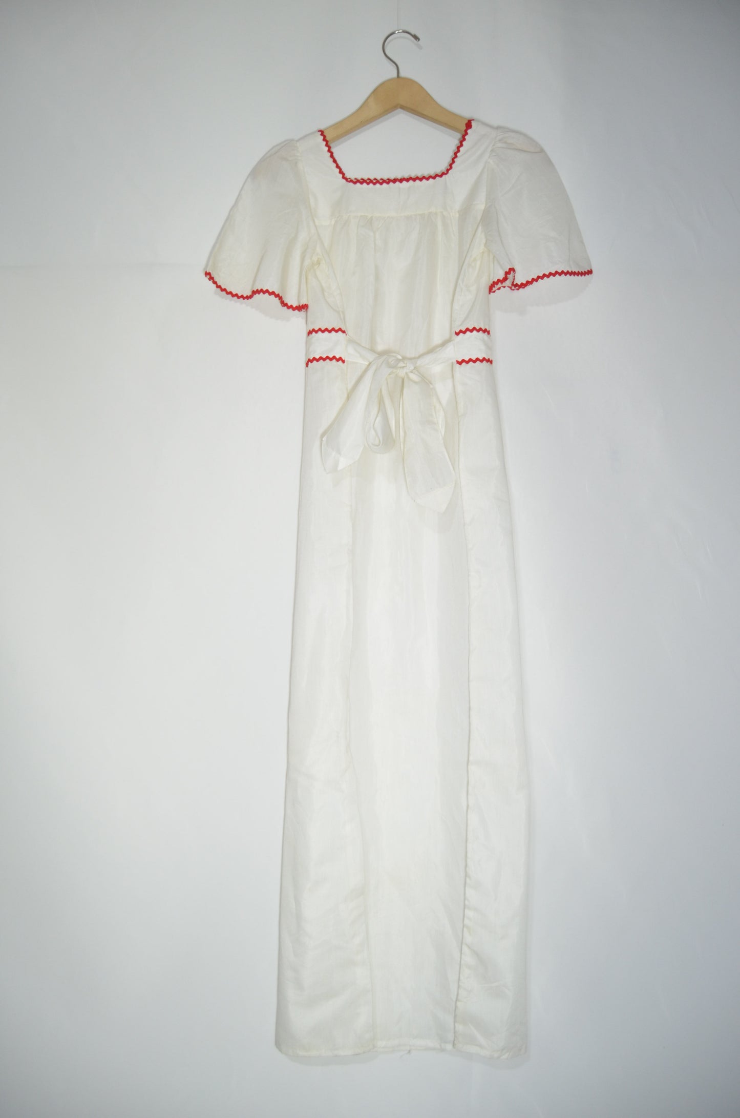 White Cotton Maxi Night Gown with some Embroideries