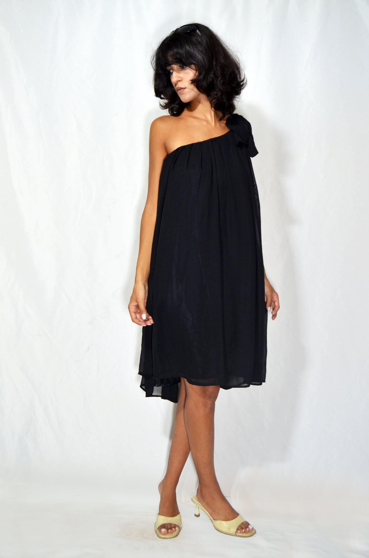 Vintage Black Chiffon One-Shoulder Bow Dress