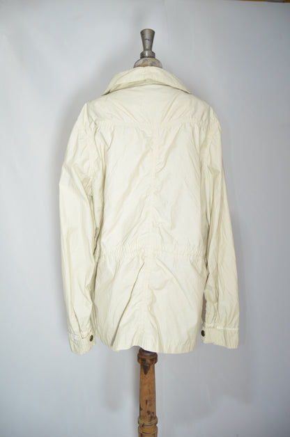 White Waterproof Rain Coat with some lace details