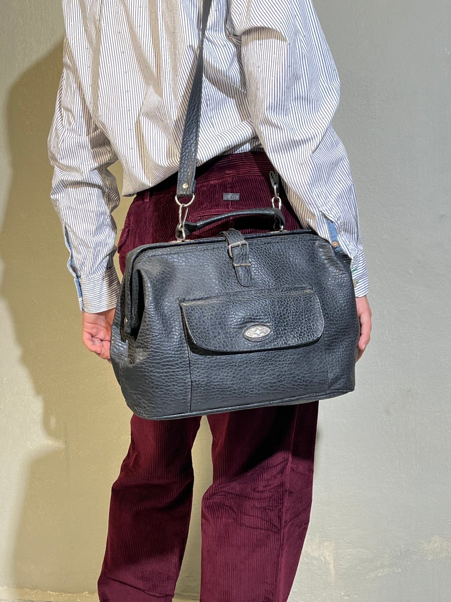 Structured Genuine Leather Travel Bag